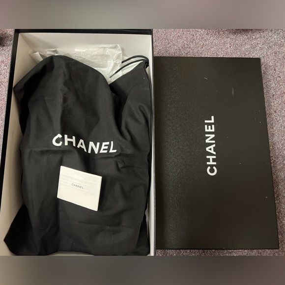 Chanel Men NYLON/CALFSKIN sneaker - Picture 4 of 8